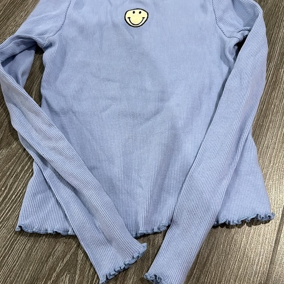 EUC Girls Long Sleeve T-shirt Blue Smiley Face Size Medium - Picture 4 of 7